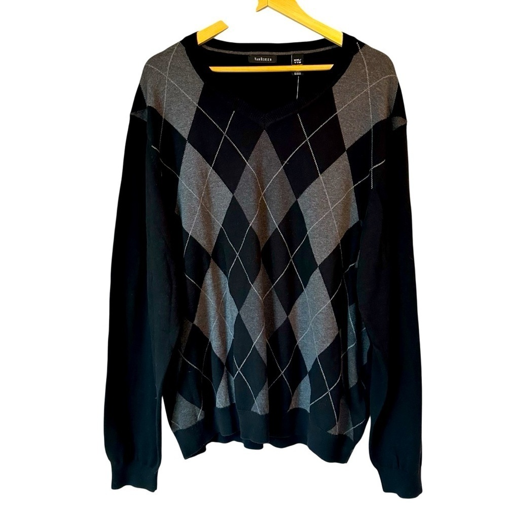 Van Heusen V-Neck Black and Gray Argyle V-Neck Sweater, XXL